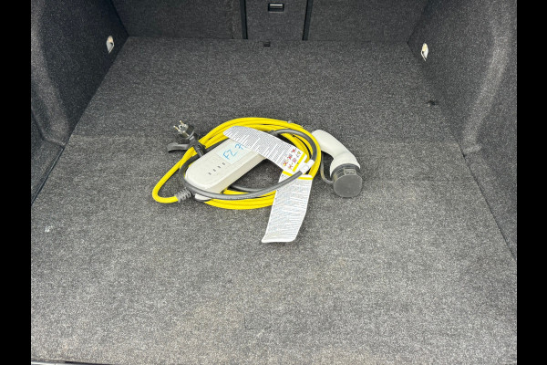 Škoda Superb Combi 1.4 TSI iV Ambition * Trekhaak * Camera * Keyless * Carplay *