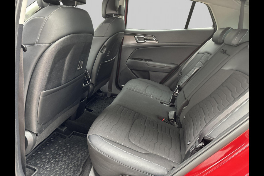 Kia Sportage 1.6 T-GDi Plug-in Hybrid AWD DynamicPlusLine | trekhaak Kia Sportage 1.6 T-GDi Plug-in Hybrid AWD DynamicPlusLine | trekhaak