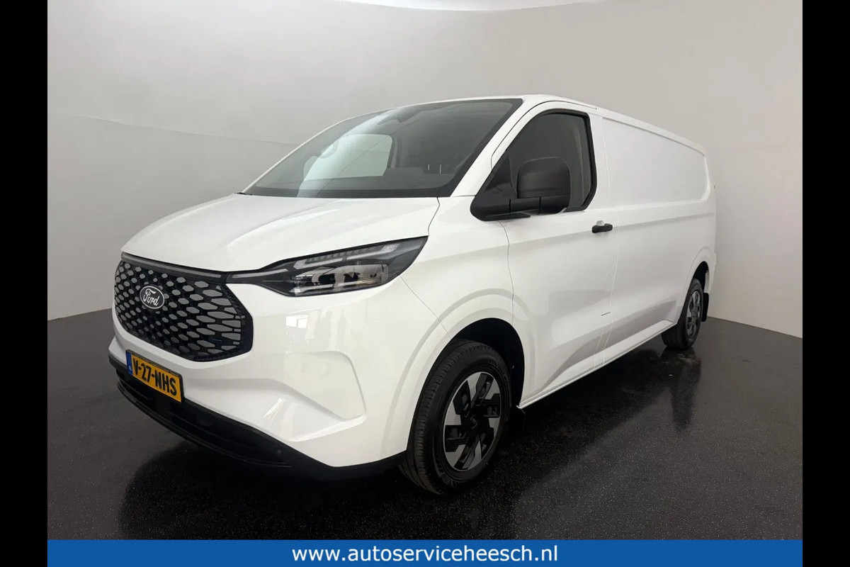 Ford E-Transit Custom 340 L2H1 65kWh l AIRCO l CARPLAY l CAMERA l CRUISE CONTROL Ford E-Transit Custom 340 L2H1 65kWh l AIRCO l CARPLAY l CAMERA l CRUISE CONTROL