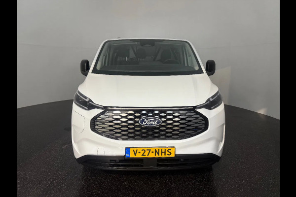 Ford E-Transit Custom 340 L2H1 65kWh l AIRCO l CARPLAY l CAMERA l CRUISE CONTROL Ford E-Transit Custom 340 L2H1 65kWh l AIRCO l CARPLAY l CAMERA l CRUISE CONTROL