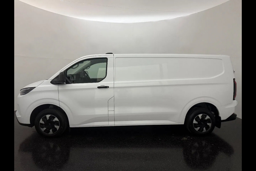 Ford E-Transit Custom 340 L2H1 65kWh l AIRCO l CARPLAY l CAMERA l CRUISE CONTROL Ford E-Transit Custom 340 L2H1 65kWh l AIRCO l CARPLAY l CAMERA l CRUISE CONTROL