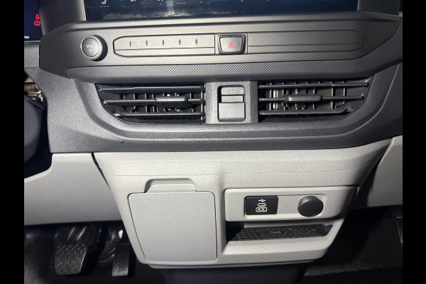 Ford E-Transit Custom 340 L2H1 65kWh l AIRCO l CARPLAY l CAMERA l CRUISE CONTROL Ford E-Transit Custom 340 L2H1 65kWh l AIRCO l CARPLAY l CAMERA l CRUISE CONTROL