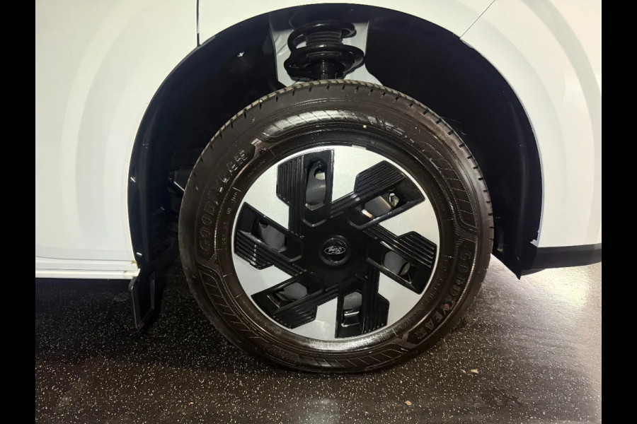 Ford E-Transit Custom 340 L2H1 65kWh l AIRCO l CARPLAY l CAMERA l CRUISE CONTROL Ford E-Transit Custom 340 L2H1 65kWh l AIRCO l CARPLAY l CAMERA l CRUISE CONTROL
