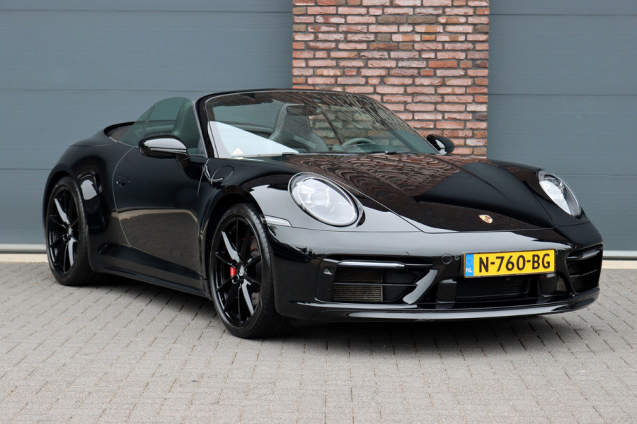 Porsche 911 992 Cabrio 3.0 Carrera S | Vierwielbesturing | Sport Chrono | Sportuitlaat | Sport Design Pakket | PASM | Stoelventilatie | Dynamic Light System+ | Surround Camera | Porsche 911 992 Cabrio 3.0 Carrera S | Vierwielbesturing | Sport Chrono | Sportuitlaat | Sport Design Pakket | PASM | Stoelventilatie | Dynamic Light System+ | Surround Camera |