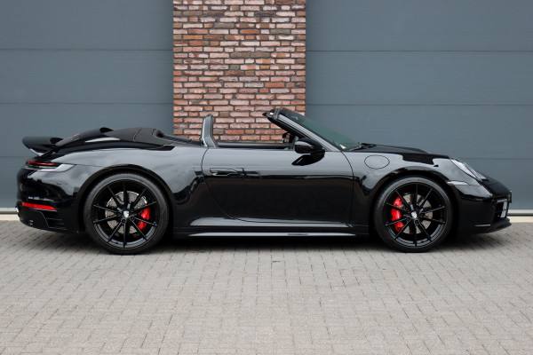 Porsche 911 992 Cabrio 3.0 Carrera S | Vierwielbesturing | Sport Chrono | Sportuitlaat | Sport Design Pakket | PASM | Stoelventilatie | Dynamic Light System+ | Surround Camera | Porsche 911 992 Cabrio 3.0 Carrera S | Vierwielbesturing | Sport Chrono | Sportuitlaat | Sport Design Pakket | PASM | Stoelventilatie | Dynamic Light System+ | Surround Camera |