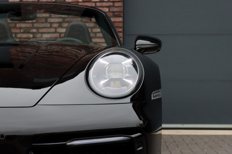 Porsche 911 992 Cabrio 3.0 Carrera S | Vierwielbesturing | Sport Chrono | Sportuitlaat | Sport Design Pakket | PASM | Stoelventilatie | Dynamic Light System+ | Surround Camera | Porsche 911 992 Cabrio 3.0 Carrera S | Vierwielbesturing | Sport Chrono | Sportuitlaat | Sport Design Pakket | PASM | Stoelventilatie | Dynamic Light System+ | Surround Camera |
