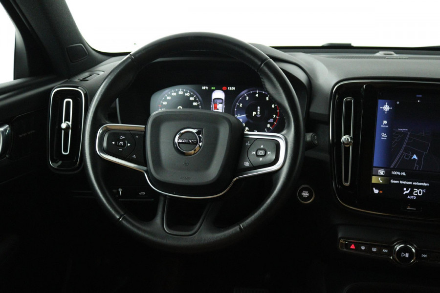 Volvo XC40 1.5 T3 Momentum Pro (TREKHAAK, H&K AUDIO, STOELVERWARMING, AUTOMAAT, ACHTERUITRIJCAMERA, PARKEERSENSOREN) Volvo XC40 1.5 T3 Momentum Pro (TREKHAAK, H&K AUDIO, STOELVERWARMING, AUTOMAAT, ACHTERUITRIJCAMERA, PARKEERSENSOREN)