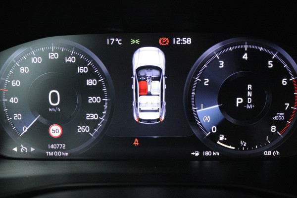 Volvo XC40 1.5 T3 Momentum Pro (TREKHAAK, H&K AUDIO, STOELVERWARMING, AUTOMAAT, ACHTERUITRIJCAMERA, PARKEERSENSOREN) Volvo XC40 1.5 T3 Momentum Pro (TREKHAAK, H&K AUDIO, STOELVERWARMING, AUTOMAAT, ACHTERUITRIJCAMERA, PARKEERSENSOREN)