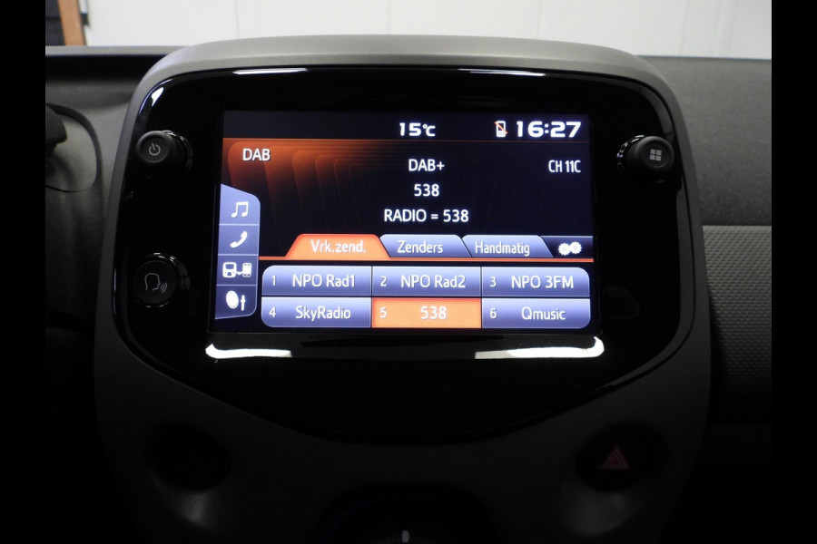 Peugeot 108 1.0 e-VTi Dynamic Techno NAVI-APP/CAMERA/AIRCO/BLUETOOTH! Peugeot 108 1.0 e-VTi Dynamic Techno NAVI-APP/CAMERA/AIRCO/BLUETOOTH!