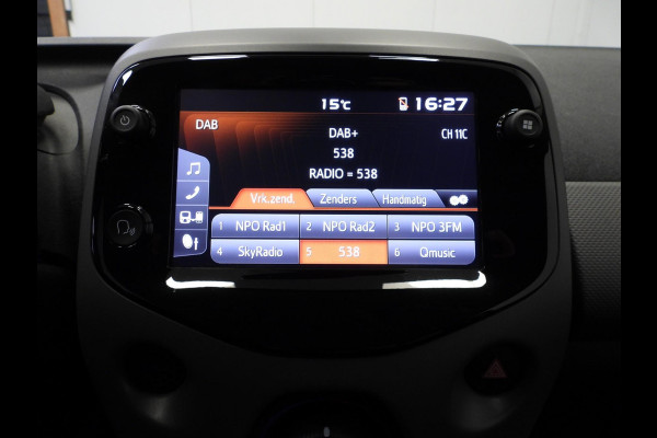 Peugeot 108 1.0 e-VTi Dynamic Techno NAVI-APP/CAMERA/AIRCO/BLUETOOTH! Peugeot 108 1.0 e-VTi Dynamic Techno NAVI-APP/CAMERA/AIRCO/BLUETOOTH!