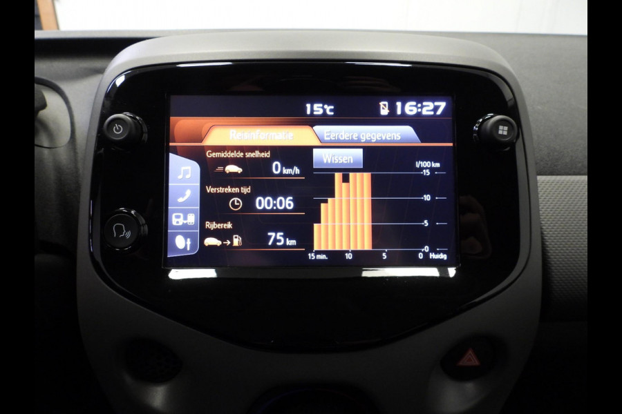 Peugeot 108 1.0 e-VTi Dynamic Techno NAVI-APP/CAMERA/AIRCO/BLUETOOTH! Peugeot 108 1.0 e-VTi Dynamic Techno NAVI-APP/CAMERA/AIRCO/BLUETOOTH!