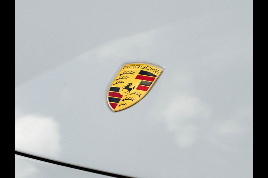 Porsche 911 Cabrio 3.0 Carrera GTS - Burmester Audio - Matrix LED - ACC Porsche 911 Cabrio 3.0 Carrera GTS - Burmester Audio - Matrix LED - ACC