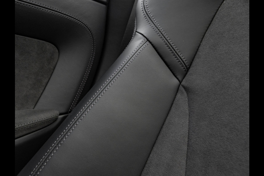 Porsche 911 Cabrio 3.0 Carrera GTS - Burmester Audio - Matrix LED - ACC Porsche 911 Cabrio 3.0 Carrera GTS - Burmester Audio - Matrix LED - ACC