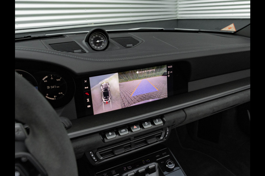 Porsche 911 Cabrio 3.0 Carrera GTS - Burmester Audio - Matrix LED - ACC Porsche 911 Cabrio 3.0 Carrera GTS - Burmester Audio - Matrix LED - ACC