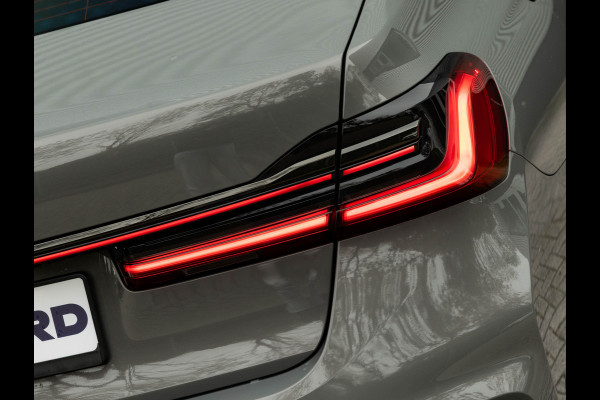 BMW 7 Serie 745e M-Sport - Dak - Nappa - Driving Ass Prof - Lasers - Soft Close