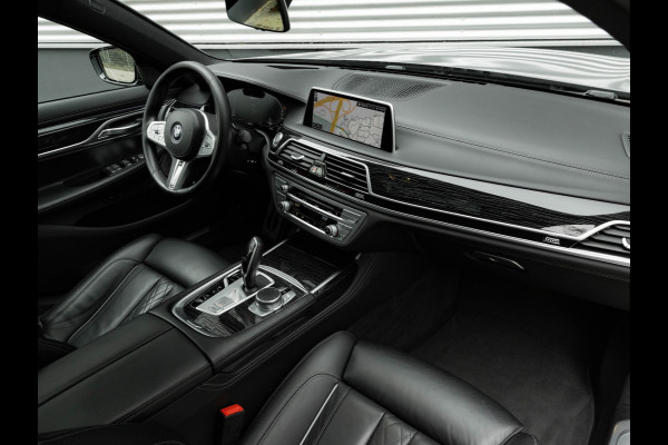 BMW 7 Serie 745e M-Sport - Dak - Nappa - Driving Ass Prof - Lasers - Soft Close
