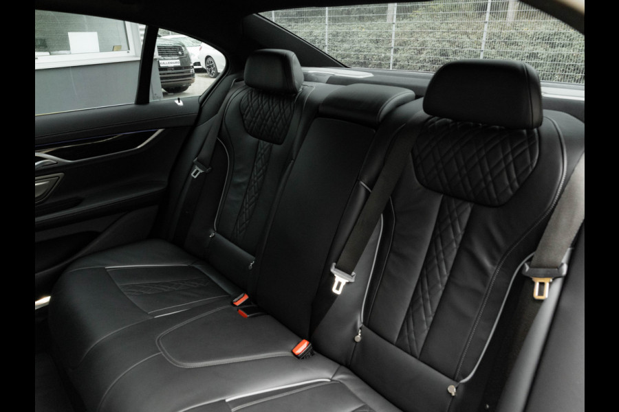 BMW 7 Serie 745e M-Sport - Dak - Nappa - Driving Ass Prof - Lasers - Soft Close