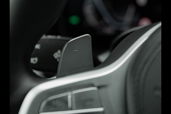 BMW 7 Serie 745e M-Sport - Dak - Nappa - Driving Ass Prof - Lasers - Soft Close