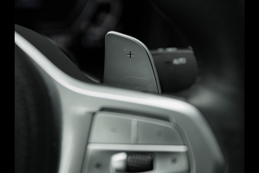 BMW 7 Serie 745e M-Sport - Dak - Nappa - Driving Ass Prof - Lasers - Soft Close