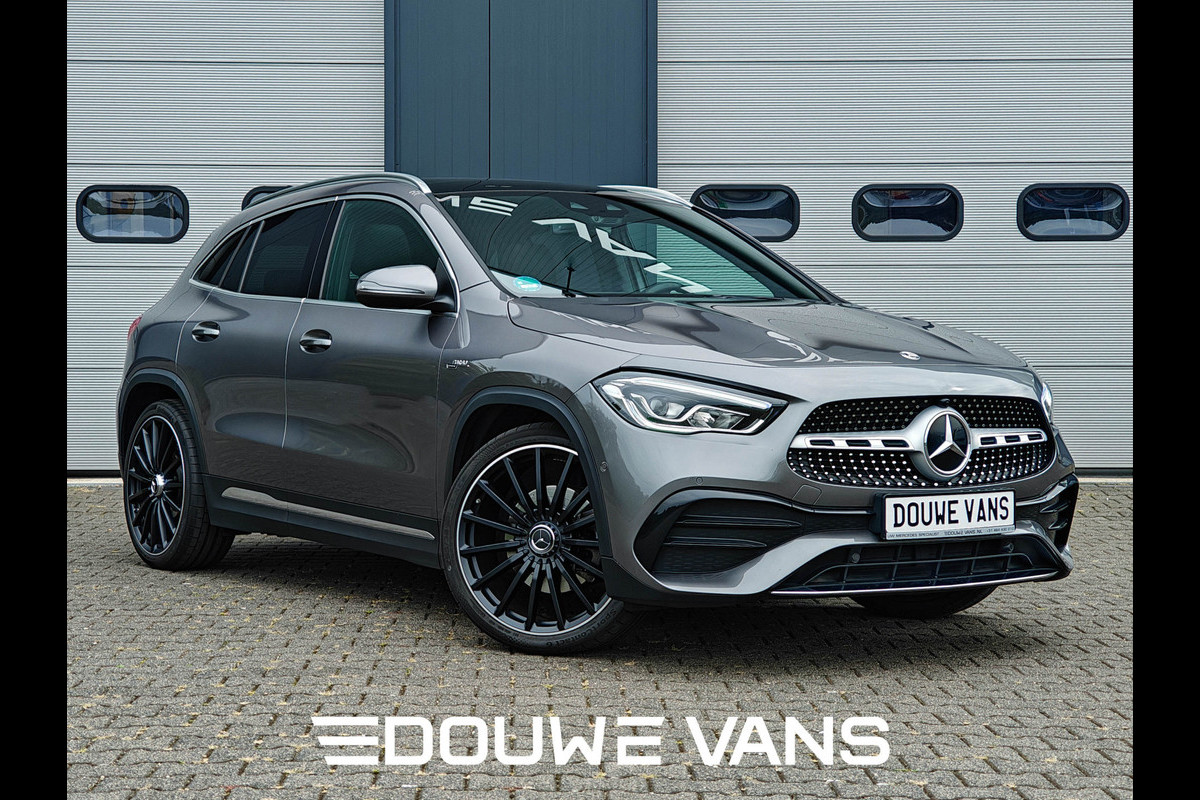 Mercedes-Benz GLA 250 4MATIC Panorama AMG Line DAB Unieke Auto! / officieel Mercedes-Benz garantie t/m 03-05-2026 Mercedes-Benz GLA 250 4MATIC Panorama AMG Line DAB Unieke Auto! / officieel Mercedes-Benz garantie t/m 03-05-2026