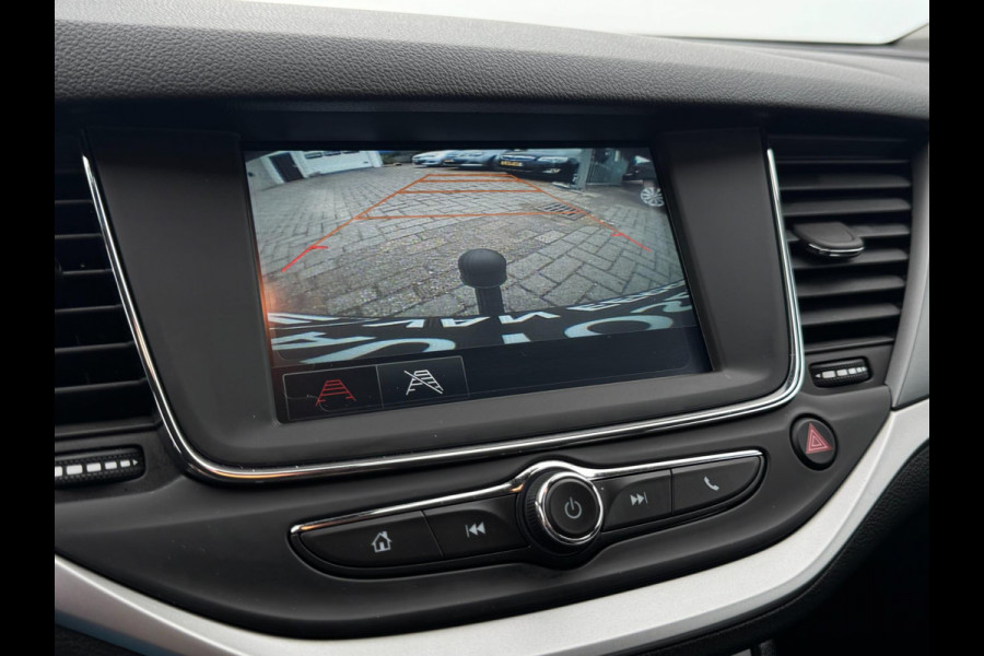 Opel Astra 1.2 Edition TREKHAAK / NL AUTO / CAMERA / CRUISE / CARPLAY / ECC / NAVI / LMV / 110KW Opel Astra 1.2 Edition TREKHAAK / NL AUTO / CAMERA / CRUISE / CARPLAY / ECC / NAVI / LMV / 110KW