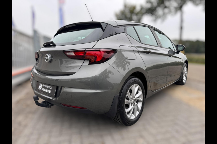 Opel Astra 1.2 Edition TREKHAAK / NL AUTO / CAMERA / CRUISE / CARPLAY / ECC / NAVI / LMV / 110KW Opel Astra 1.2 Edition TREKHAAK / NL AUTO / CAMERA / CRUISE / CARPLAY / ECC / NAVI / LMV / 110KW