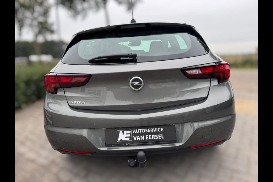 Opel Astra 1.2 Edition TREKHAAK / NL AUTO / CAMERA / CRUISE / CARPLAY / ECC / NAVI / LMV / 110KW Opel Astra 1.2 Edition TREKHAAK / NL AUTO / CAMERA / CRUISE / CARPLAY / ECC / NAVI / LMV / 110KW