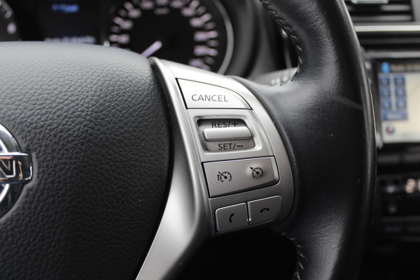 Nissan Pulsar 1.2 DIG-T N-Connecta / Camera / Navigatie / Half leder / 17'' / Keyless / DAB / Cruise Control