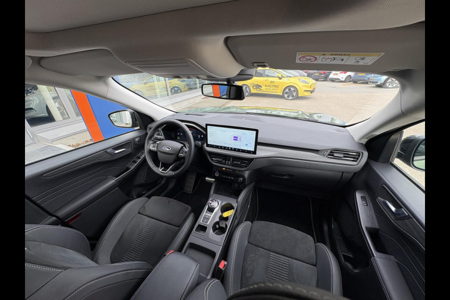 Ford Kuga 2.5 FHEV Active X Zuid |190pk | Driver Assistance Pack | Technology Pack | Winterpack | Panoramadak | All Weather Banden | Geen stekker nodig Ford Kuga 2.5 FHEV Active X Zuid |190pk | Driver Assistance Pack | Technology Pack | Winterpack | Panoramadak | All Weather Banden | Geen stekker nodig