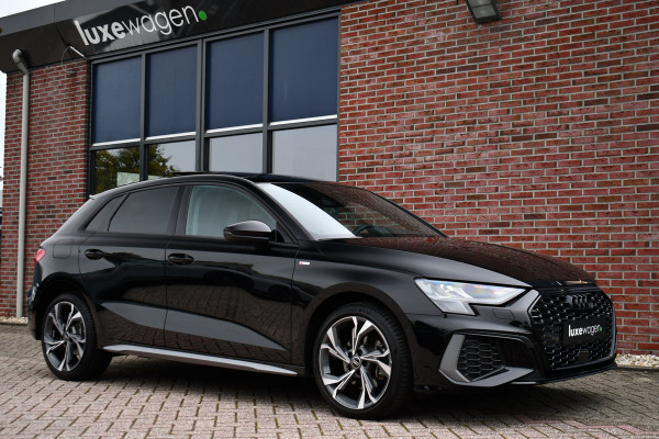 Audi A3 Sportback 40 TFSI e S-Line Pano ACC S-zetels 18inch Audi A3 Sportback 40 TFSI e S-Line Pano ACC S-zetels 18inch