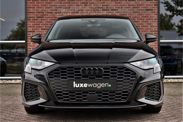 Audi A3 Sportback 40 TFSI e S-Line Pano ACC S-zetels 18inch Audi A3 Sportback 40 TFSI e S-Line Pano ACC S-zetels 18inch