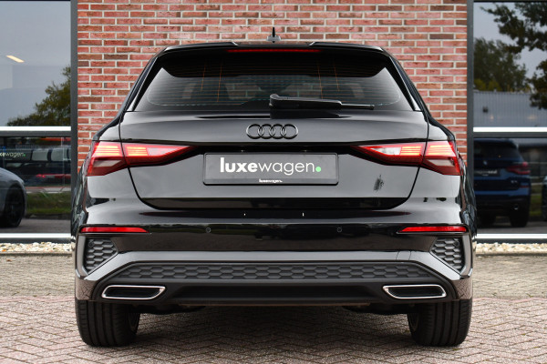 Audi A3 Sportback 40 TFSI e S-Line Pano ACC S-zetels 18inch Audi A3 Sportback 40 TFSI e S-Line Pano ACC S-zetels 18inch