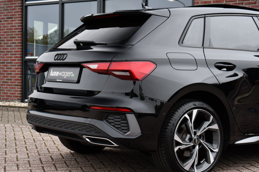 Audi A3 Sportback 40 TFSI e S-Line Pano ACC S-zetels 18inch Audi A3 Sportback 40 TFSI e S-Line Pano ACC S-zetels 18inch
