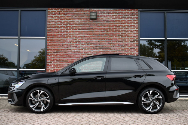 Audi A3 Sportback 40 TFSI e S-Line Pano ACC S-zetels 18inch Audi A3 Sportback 40 TFSI e S-Line Pano ACC S-zetels 18inch