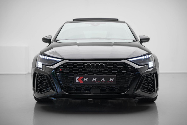 Audi RS3 Sportback 2.5 TFSI quattro |Keramisch|Pano|360|Carbon|HUD|B&O|Memory| Audi RS3 Sportback 2.5 TFSI quattro |Keramisch|Pano|360|Carbon|HUD|B&O|Memory|