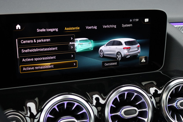 Mercedes-Benz B-Klasse 220 AMG Line Premium+ | Panoramadak | Augmented Reality | Advanced Sound System | Keyless Go | Cruise Control | Stoelverwarming | Dodehoekassistent | Nightpakket |