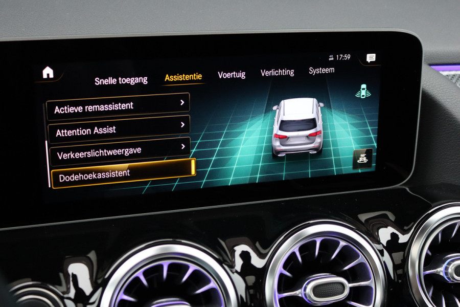 Mercedes-Benz B-Klasse 220 AMG Line Premium+ | Panoramadak | Augmented Reality | Advanced Sound System | Keyless Go | Cruise Control | Stoelverwarming | Dodehoekassistent | Nightpakket |