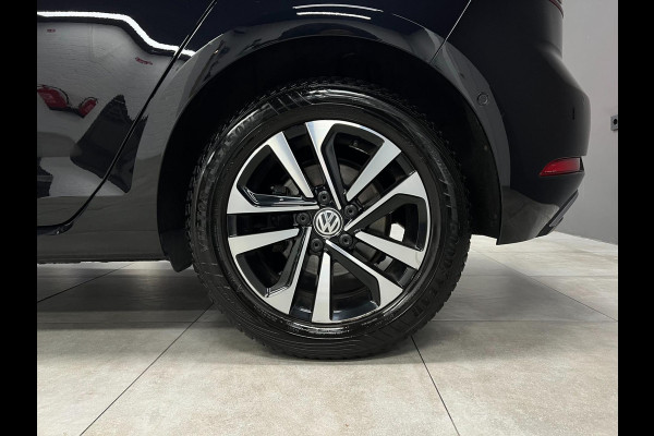 Volkswagen Golf 1.5 TSI Highline IQ | Lane | Camera | ACC | Volkswagen Golf 1.5 TSI Highline IQ | Lane | Camera | ACC |