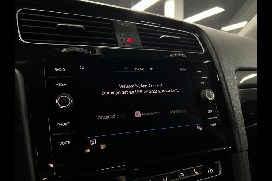 Volkswagen Golf 1.5 TSI Highline IQ | Lane | Camera | ACC | Volkswagen Golf 1.5 TSI Highline IQ | Lane | Camera | ACC |