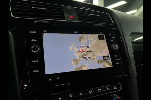 Volkswagen Golf 1.5 TSI Highline IQ | Lane | Camera | ACC | Volkswagen Golf 1.5 TSI Highline IQ | Lane | Camera | ACC |