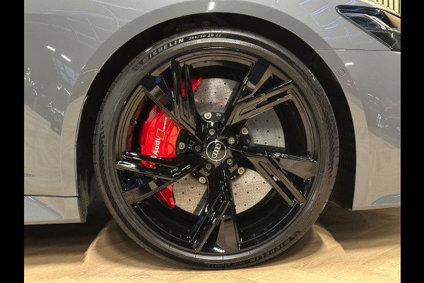 Audi RS6 Avant TFSI Quattro 600PK Nimbus - Lucht - Keramisch