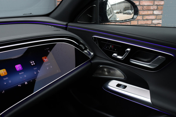 Mercedes-Benz E-Klasse Estate 300 de 4MATIC AMG Line Aut9 | Hyperscreen | Distronic+ | Panoramadak | Burmester | Memory | Trekhaak | Digital Light | Keyless Go | Mercedes-Benz E-Klasse Estate 300 de 4MATIC AMG Line Aut9 | Hyperscreen | Distronic+ | Panoramadak | Burmester | Memory | Trekhaak | Digital Light | Keyless Go |