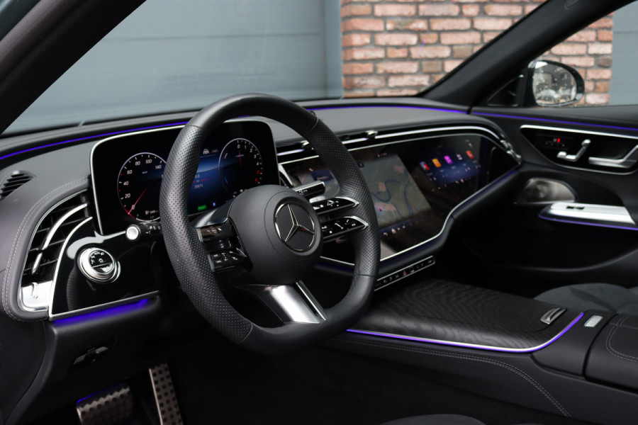 Mercedes-Benz E-Klasse Estate 300 de 4MATIC AMG Line Aut9 | Hyperscreen | Distronic+ | Panoramadak | Burmester | Memory | Trekhaak | Digital Light | Keyless Go | Mercedes-Benz E-Klasse Estate 300 de 4MATIC AMG Line Aut9 | Hyperscreen | Distronic+ | Panoramadak | Burmester | Memory | Trekhaak | Digital Light | Keyless Go |