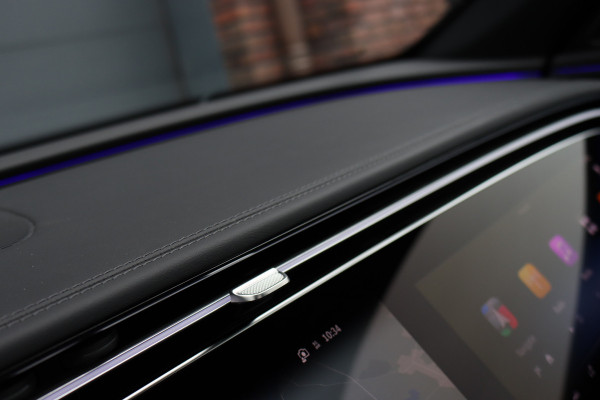 Mercedes-Benz E-Klasse Estate 300 de 4MATIC AMG Line Aut9 | Hyperscreen | Distronic+ | Panoramadak | Burmester | Memory | Trekhaak | Digital Light | Keyless Go | Mercedes-Benz E-Klasse Estate 300 de 4MATIC AMG Line Aut9 | Hyperscreen | Distronic+ | Panoramadak | Burmester | Memory | Trekhaak | Digital Light | Keyless Go |