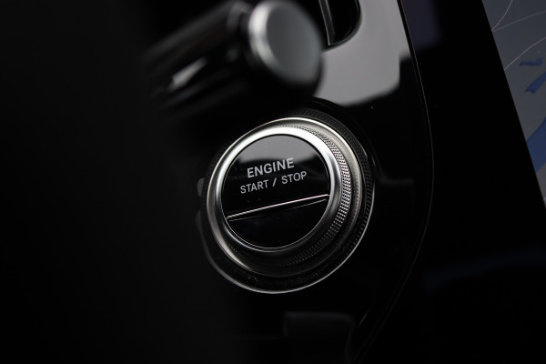 Mercedes-Benz E-Klasse Estate 300 de 4MATIC AMG Line Aut9 | Hyperscreen | Distronic+ | Panoramadak | Burmester | Memory | Trekhaak | Digital Light | Keyless Go | Mercedes-Benz E-Klasse Estate 300 de 4MATIC AMG Line Aut9 | Hyperscreen | Distronic+ | Panoramadak | Burmester | Memory | Trekhaak | Digital Light | Keyless Go |