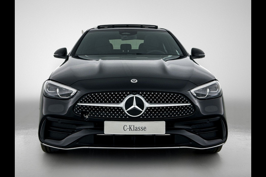 Mercedes-Benz C-Klasse 300 e Business Solution AMG | Multicontourstoelen voor | Burmester® 3D surround sound system | AIR BALANCE pakket | Winter pakket | Stoelventilatie/- verwarming voor | Walnotenhout |