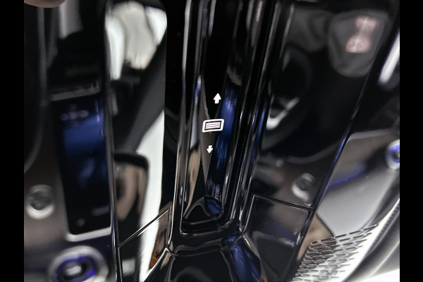 Mercedes-Benz C-Klasse 300 e Business Solution AMG | Multicontourstoelen voor | Burmester® 3D surround sound system | AIR BALANCE pakket | Winter pakket | Stoelventilatie/- verwarming voor | Walnotenhout |