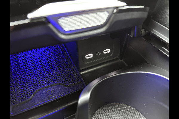 Mercedes-Benz C-Klasse 300 e Business Solution AMG | Multicontourstoelen voor | Burmester® 3D surround sound system | AIR BALANCE pakket | Winter pakket | Stoelventilatie/- verwarming voor | Walnotenhout |