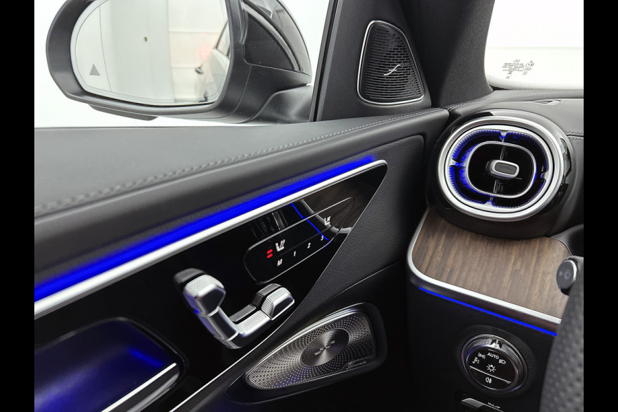 Mercedes-Benz C-Klasse 300 e Business Solution AMG | Multicontourstoelen voor | Burmester® 3D surround sound system | AIR BALANCE pakket | Winter pakket | Stoelventilatie/- verwarming voor | Walnotenhout |