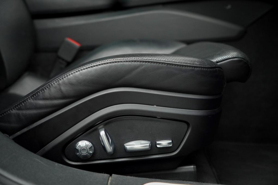 Porsche Panamera 4.0 Turbo / Pano / Stoelklima / Keramisch / Burmester
